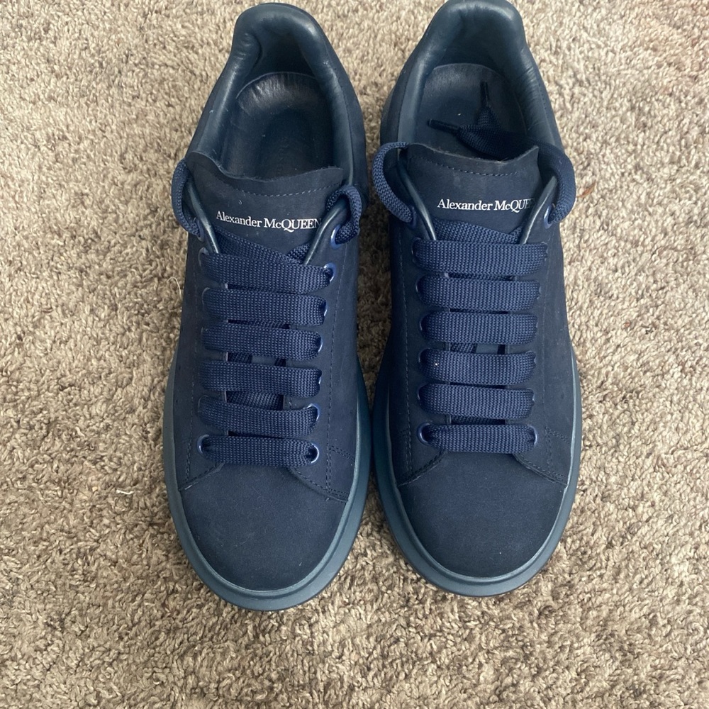 Alexander McQueen Men's Dark Blue Sneakers